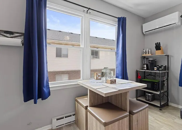 Rustic/sleeps 2/ext Discnt/free Wi-fi&parking Apartment