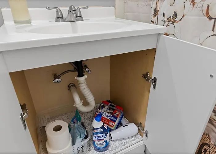 Rustic/sleeps 2/ext Discnt/free Wi-fi&parking Apartment Aurora